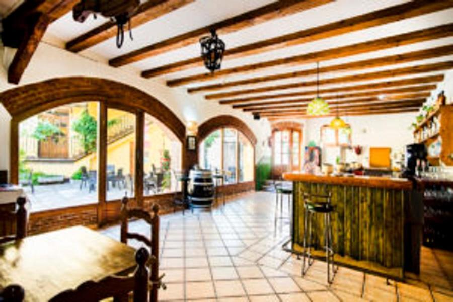 La Hosteria De Оропеса Экстерьер фото